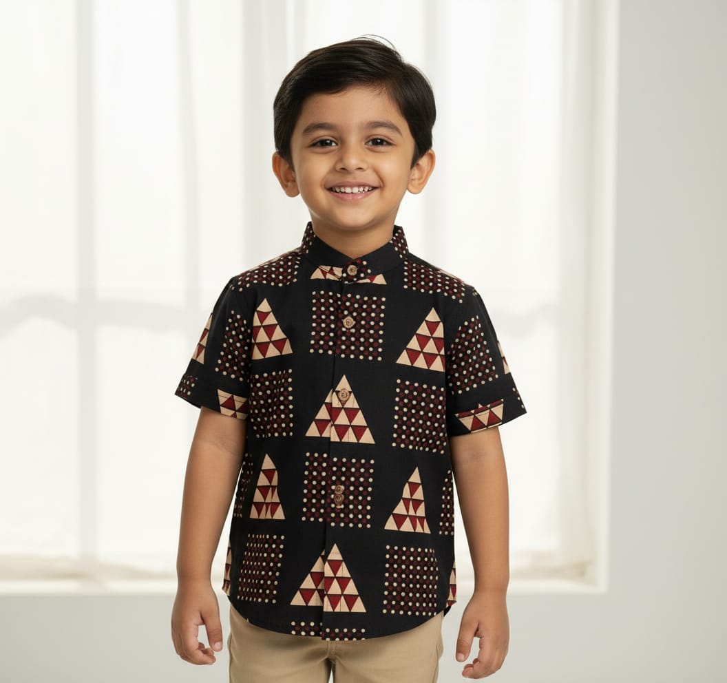 Black Triangle only shirt